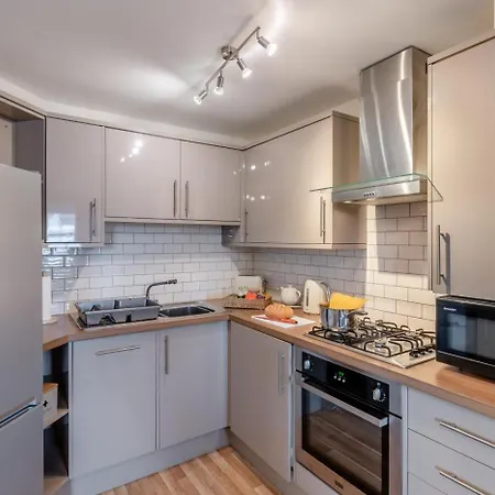 2 Bed In Oc-h30771 * 휫비