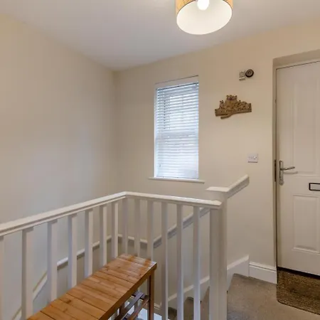 2 Bed In Oc-h30771