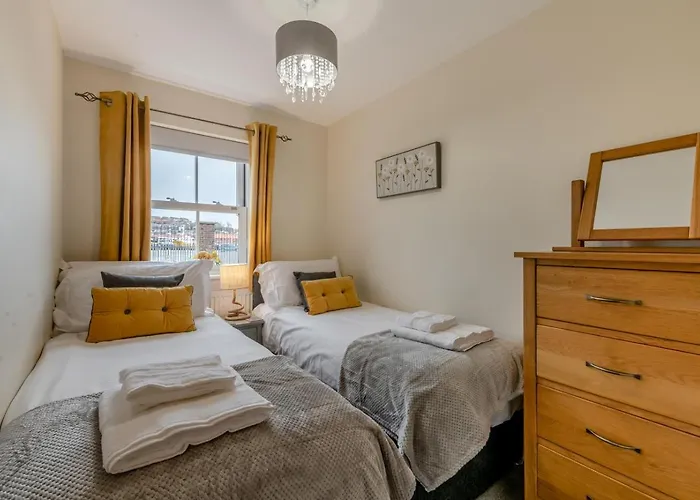 2 Bed In Oc-h30771